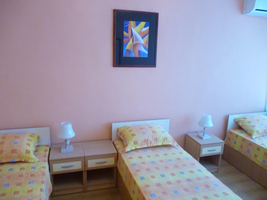 Hotel Zora Kranevo Oda fotoğraf