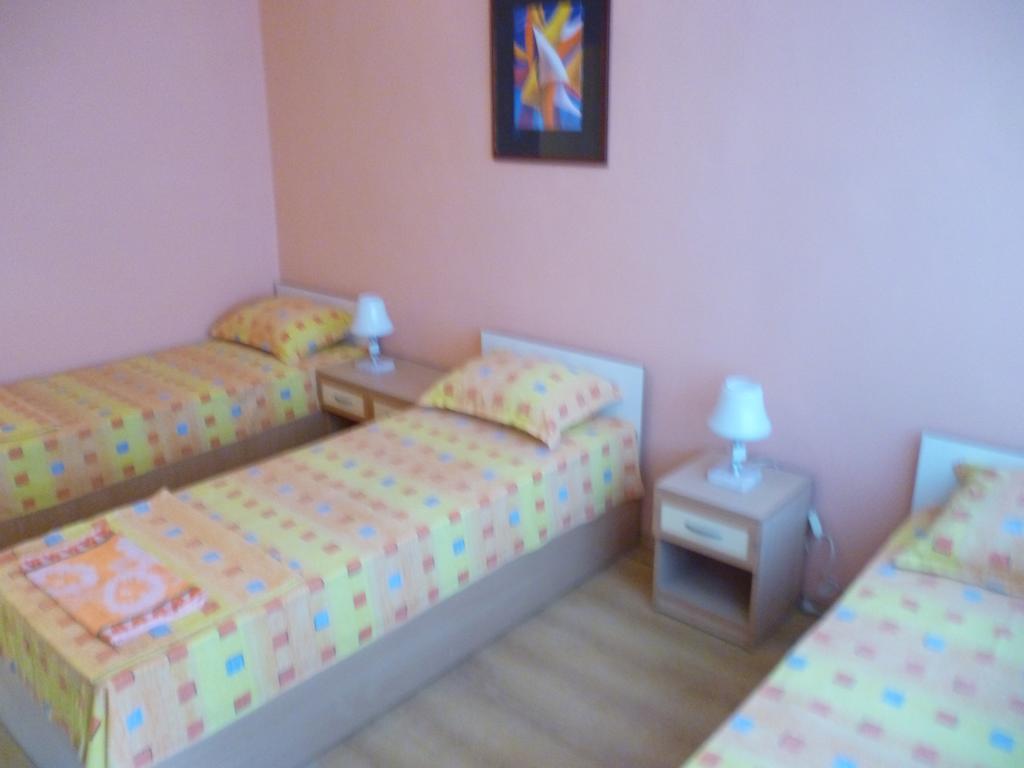 Hotel Zora Kranevo Oda fotoğraf